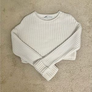 Zara Cropped Sweater Size M